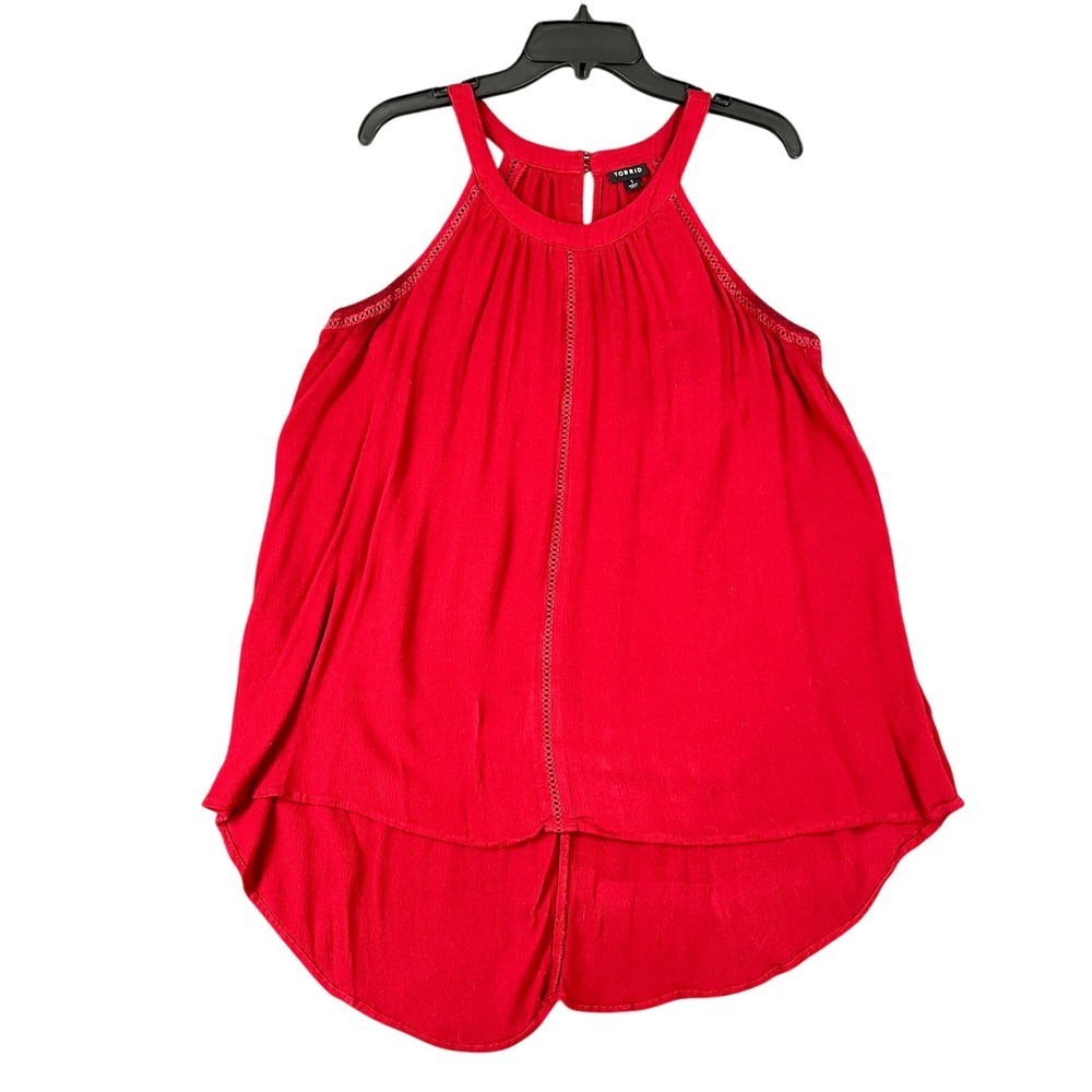 Torrid Tank Top Womens 1X Red Rayon Crochet Trim High Neck Flowy Halter Blouse